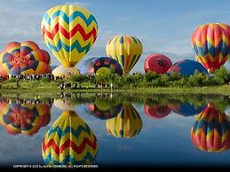 Scandinavian Lodge And Condominiums by Pioneer Ridge Mgmt