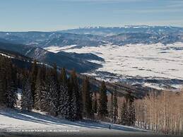 Scandinavian Lodge And Condominiums by Pioneer Ridge Mgmt