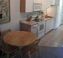 Scandinavian Lodge And Condominiums by Pioneer Ridge Mgmt