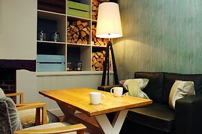 Lodge at Bristol