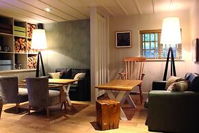 Lodge at Bristol