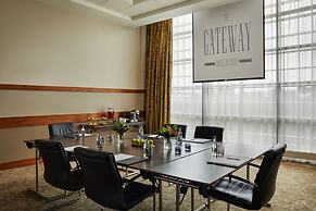 The Gateway Hotel