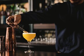 The Gateway Hotel