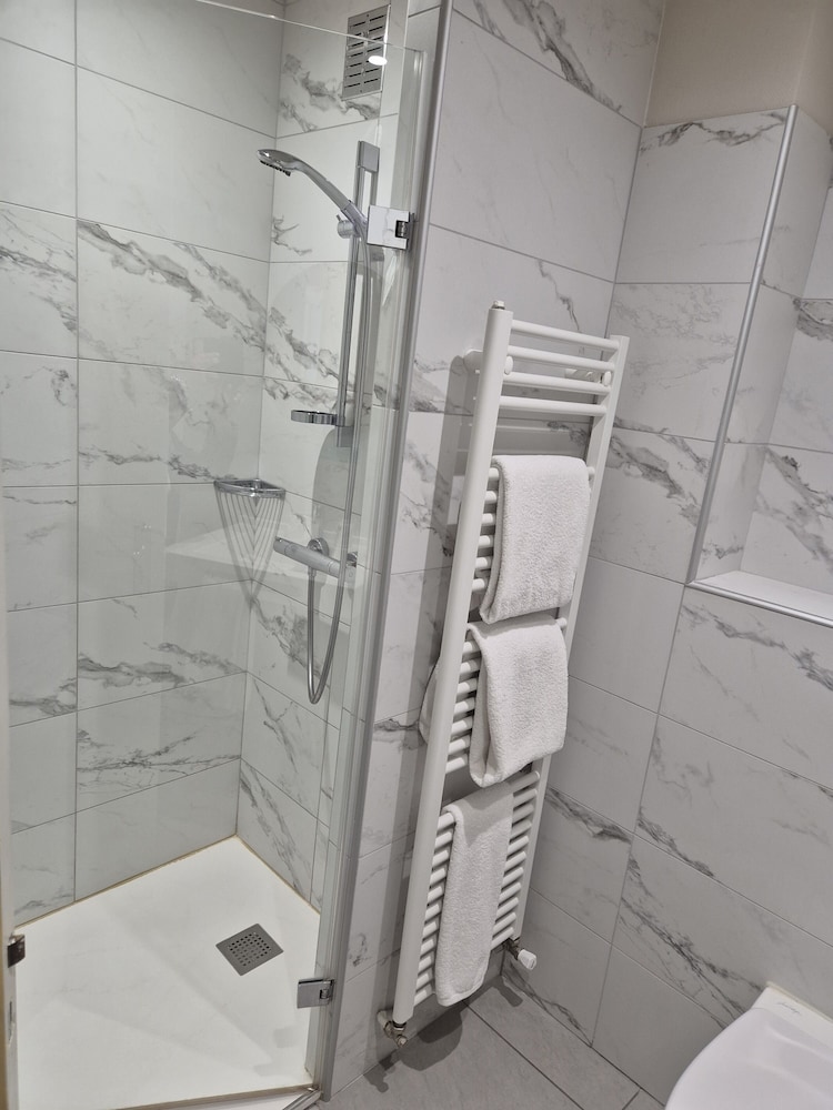 Cit'Hotel Logis de Brou