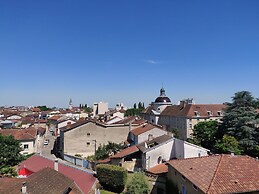 CITHOTEL LOGIS DE BROU