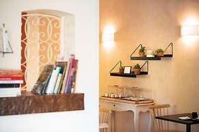 CITHOTEL LOGIS DE BROU