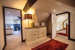 Torrs Warren Country House Hotel