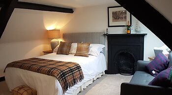 Torrs Warren Country House Hotel