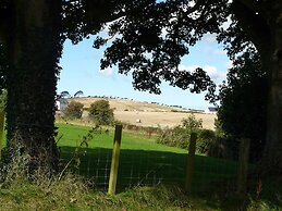 Torrs Warren Country House Hotel