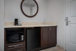 Hampton Inn & Suites Omaha-Downtown