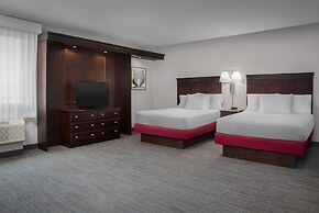 Hampton Inn & Suites Omaha-Downtown