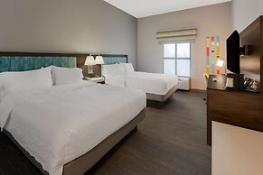 Hampton Inn & Suites Fredericksburg-at Celebrate Virginia
