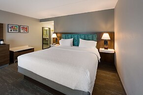 Hampton Inn & Suites Fredericksburg-at Celebrate Virginia