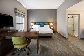 Hampton Inn & Suites Fredericksburg-at Celebrate Virginia