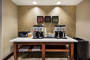 Hampton Inn & Suites Fredericksburg-at Celebrate Virginia