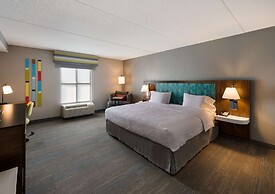 Hampton Inn & Suites Fredericksburg-at Celebrate Virginia