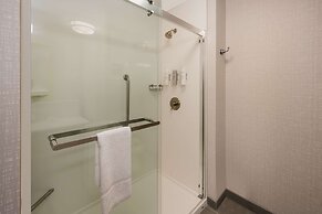 Hampton Inn & Suites Fredericksburg-at Celebrate Virginia