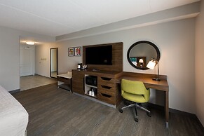 Hampton Inn & Suites Fredericksburg-at Celebrate Virginia