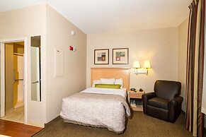 Candlewood Suites Ft Myers I-75 by IHG