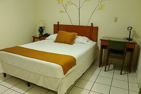 Hotel Villa Serena San Benito