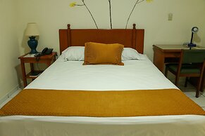 Hotel Villa Serena San Benito