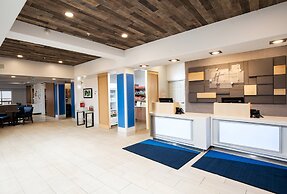 Holiday Inn Express & Suites Grande Prairie by IHG