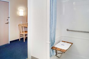 Motel 6 Peterborough, ON