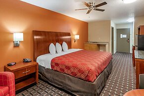 Econo Lodge & Suites Granite City