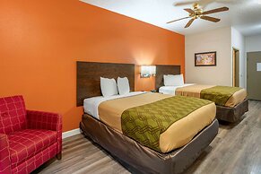 Econo Lodge & Suites Granite City