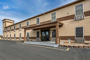 Econo Lodge & Suites Granite City