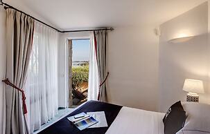 L'Ea Bianca Luxury Resort