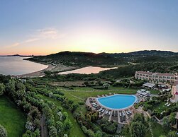 L'Ea Bianca Luxury Resort