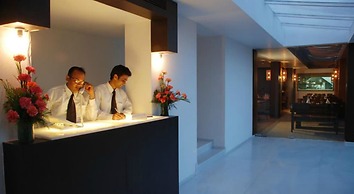 Hotel Palace Heights