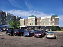 GrandStay Hotel and Conference