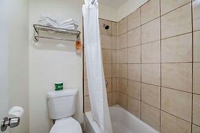 Howard Johnson Suites by Wyndham San Diego Chula Vista/BayFt