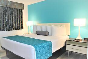 Howard Johnson Suites by Wyndham San Diego Chula Vista/BayFt