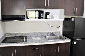 Howard Johnson Suites by Wyndham San Diego Chula Vista/BayFt