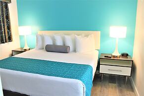 Howard Johnson Suites by Wyndham San Diego Chula Vista/BayFt