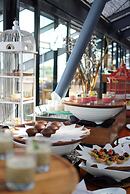 Grand Seminyak Lifestyle Boutique Bali Resort