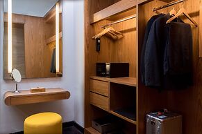 Grand Seminyak Lifestyle Boutique Bali Resort