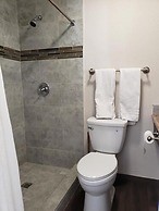 Classic Inn & Suites