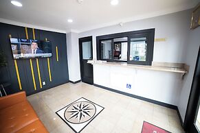 Express Inn & Suites