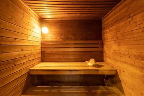 Hôtel & Spa du Domaine des Thômeaux, The Originals Relais