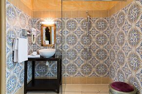 Hôtel & Spa du Domaine des Thômeaux, The Originals Relais