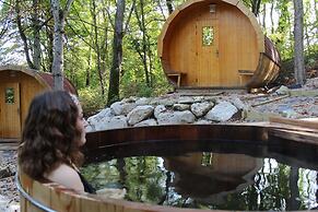 Hôtel & Spa du Domaine des Thômeaux, The Originals Relais