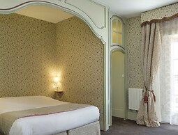 Hôtel & Spa du Domaine des Thômeaux, The Originals Relais