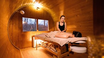 Hôtel & Spa du Domaine des Thômeaux, The Originals Relais