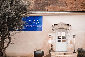 Hôtel & Spa du Domaine des Thômeaux, The Originals Relais