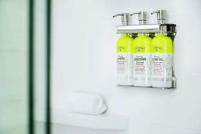 Holiday Inn Express Indianapolis - Southeast by IHG