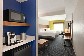 Holiday Inn Express & Suites Pembroke Pines-Sheridan St by IHG